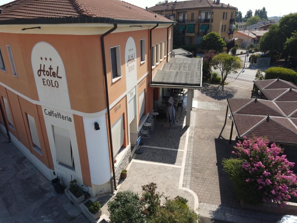Hotel Eolo Sermide Buitenkant foto