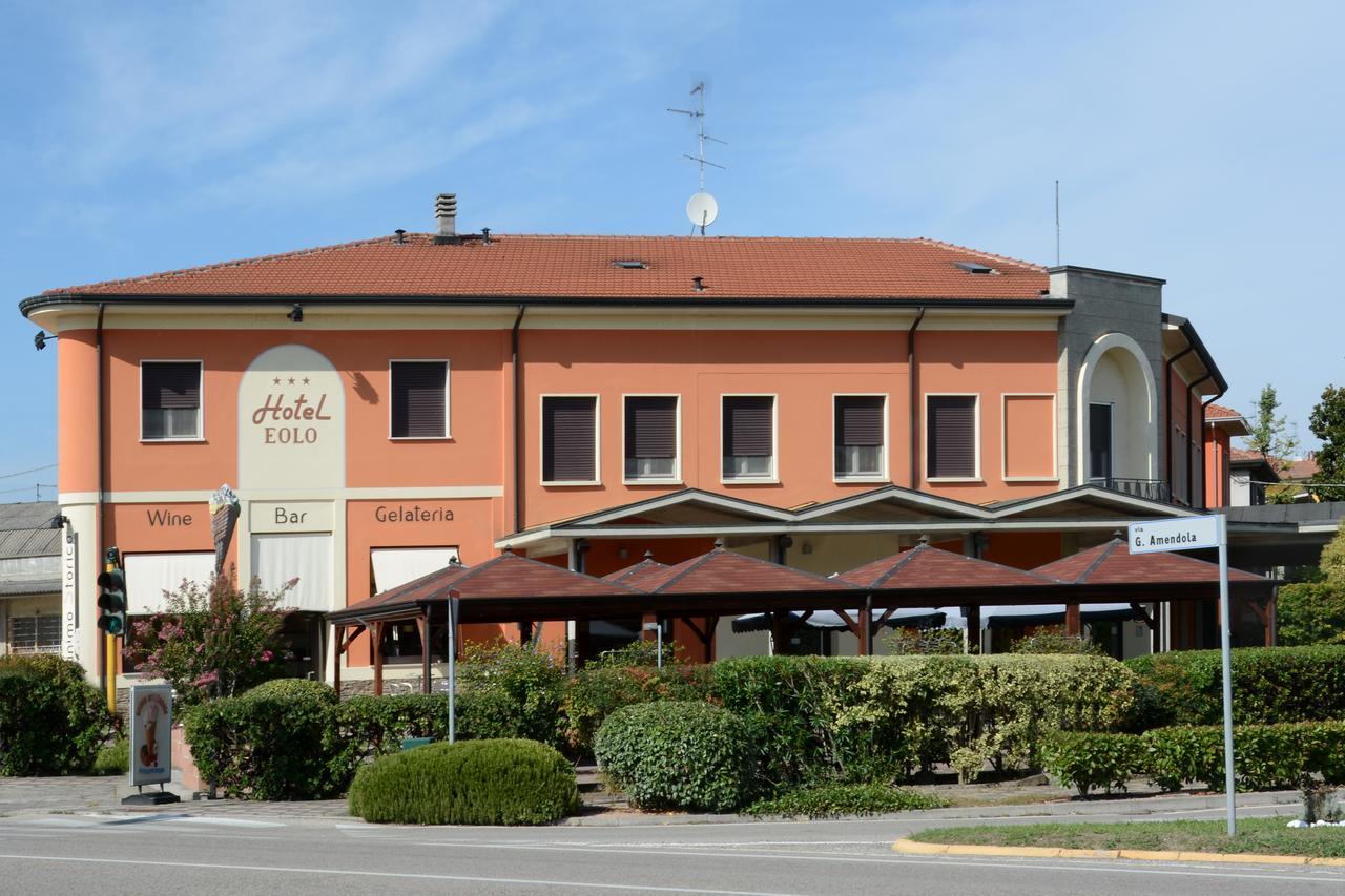 Hotel Eolo Sermide Buitenkant foto